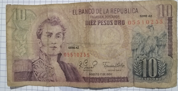 billete de 10 pesos colombianos