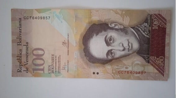100 bolívares 11 05 2015 850 €