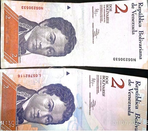 2 bolivares
