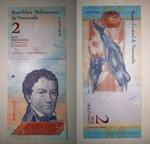 2 Bolivares Venezuela serie Q, M y N 27-12-2012