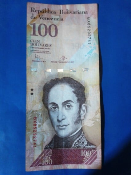 100 Bs 2015
