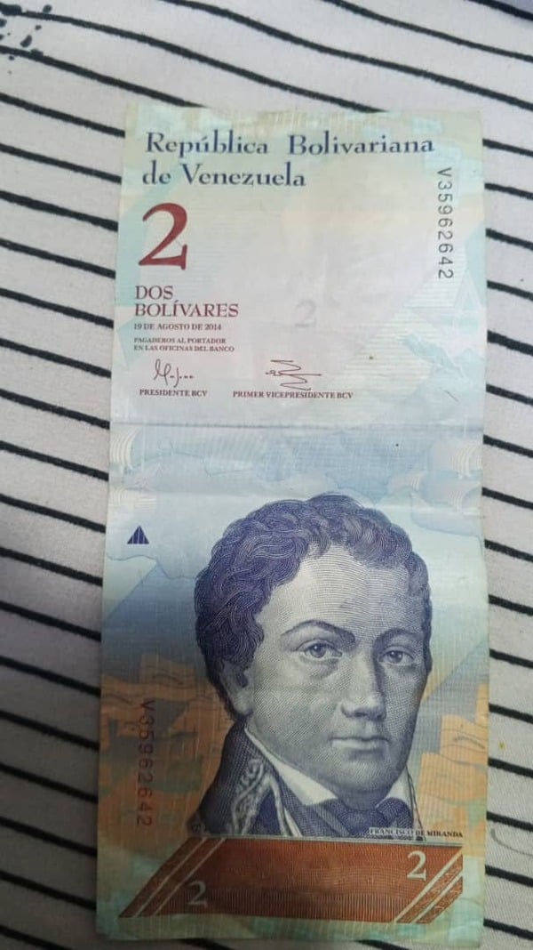 Vendo Billete 2 bs 19 de agosto 2014