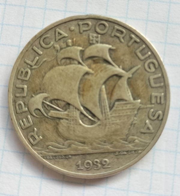 3 monedas 10 escudos 1932-33-34 Km#582. Plata .835