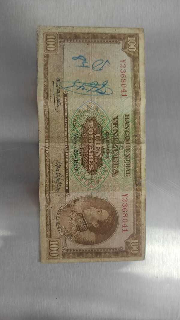 100 Bolívares