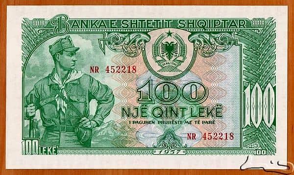 100 Lekë