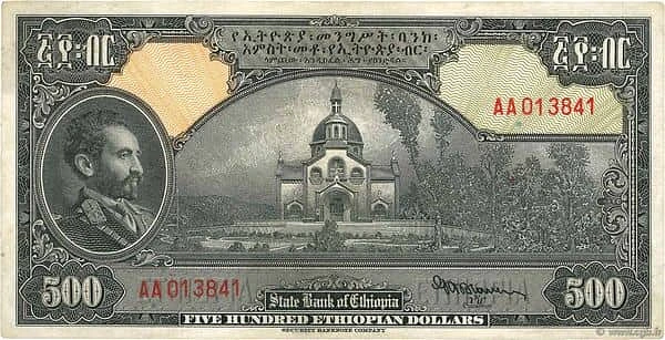 500 dólares