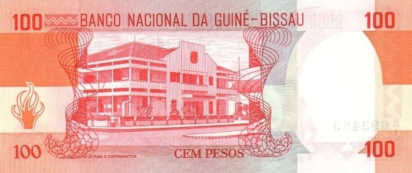 100 pesos