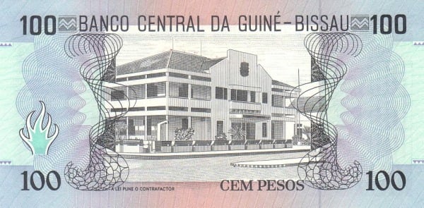 100 pesos