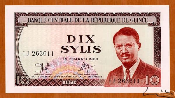 10 Sylis