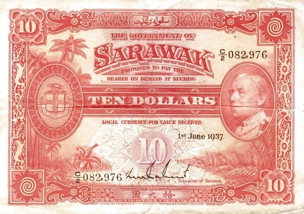 10 dólares