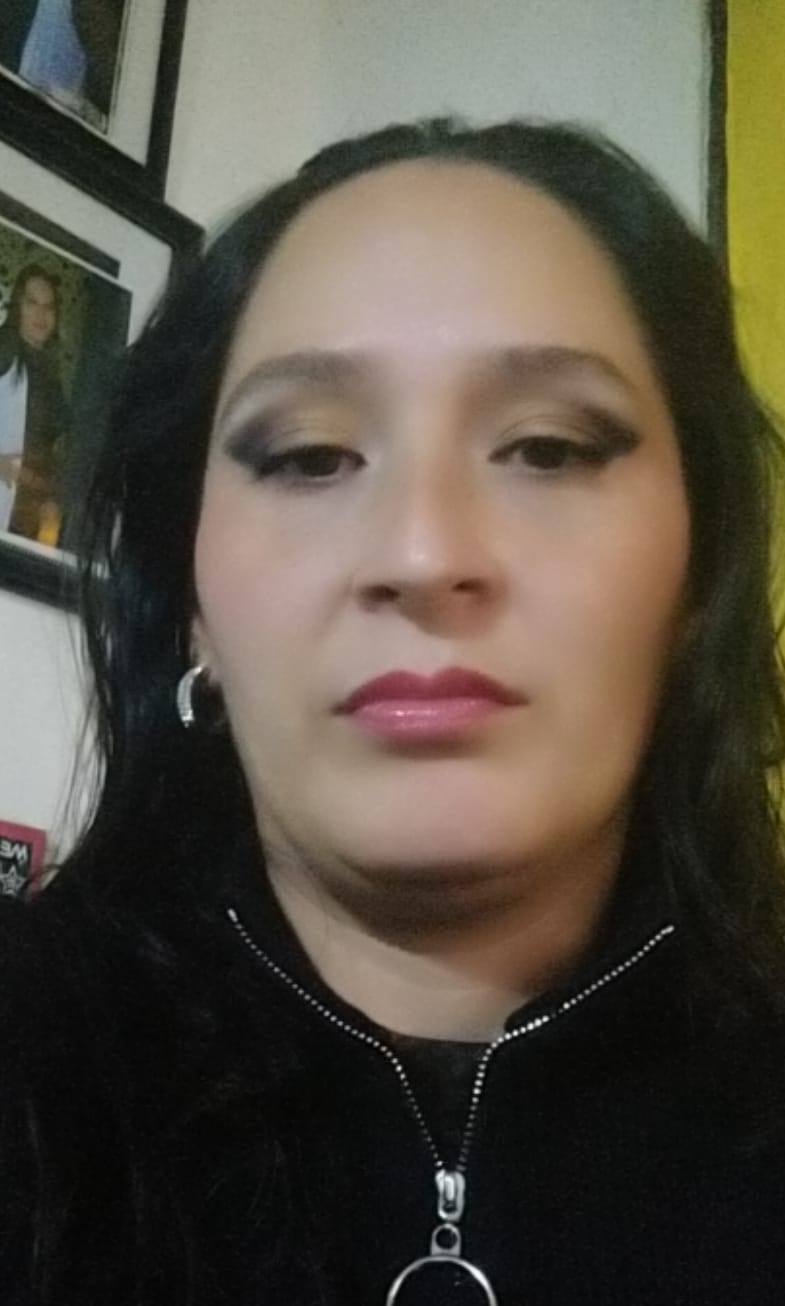 GLORIA  JOHANNA