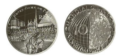 10 euros (Catedral de Notre Dame de Paris)