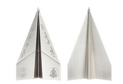 2 dólares (avião de papel)