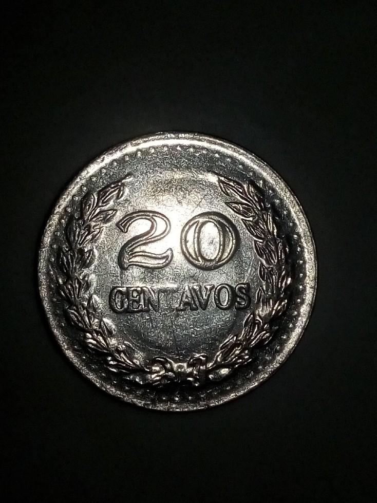 Foto 1 Moeda não identificada: 20 centavos 1978 de colombia