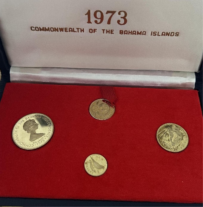Foto 1 Moeda não identificada: MONEDAS BAHAMAS 1973 ORO