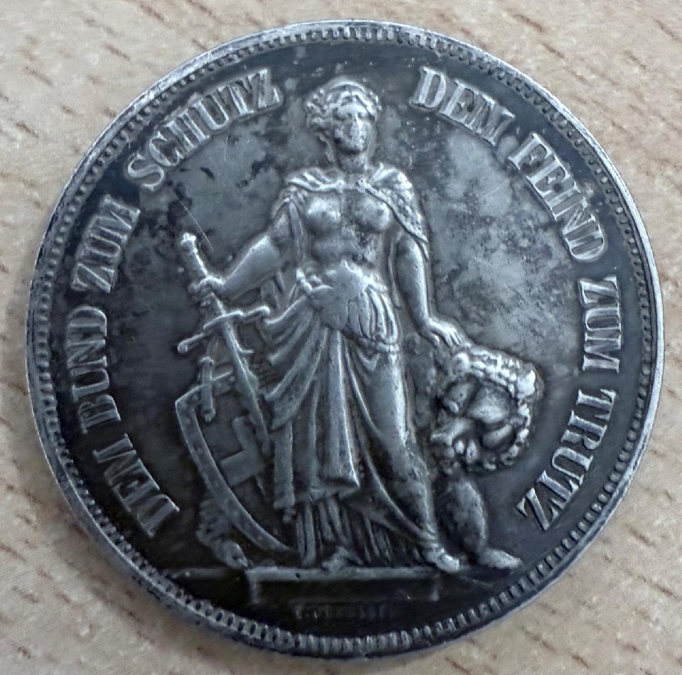 Foto 1 Moeda não identificada: 5 francos suizos 1885