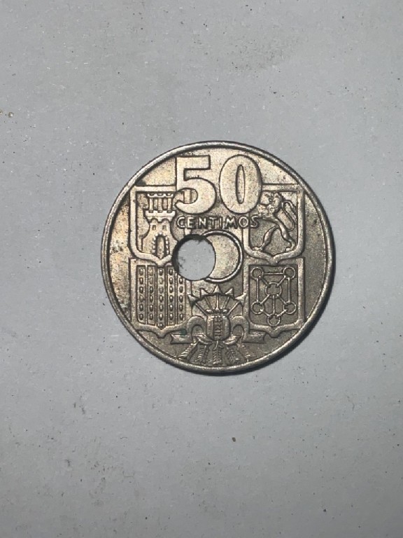 Foto 1 Moeda não identificada: 50 cts 1949 error?