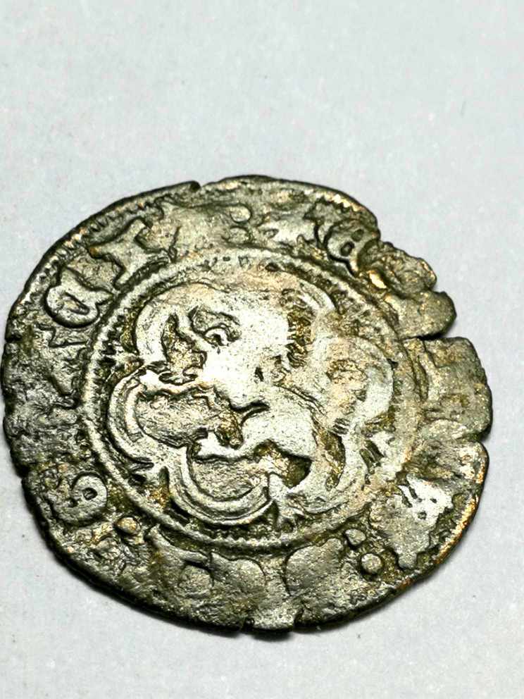 Foto 1 Moeda não identificada: Me pueden ayudar a identificar está moneda