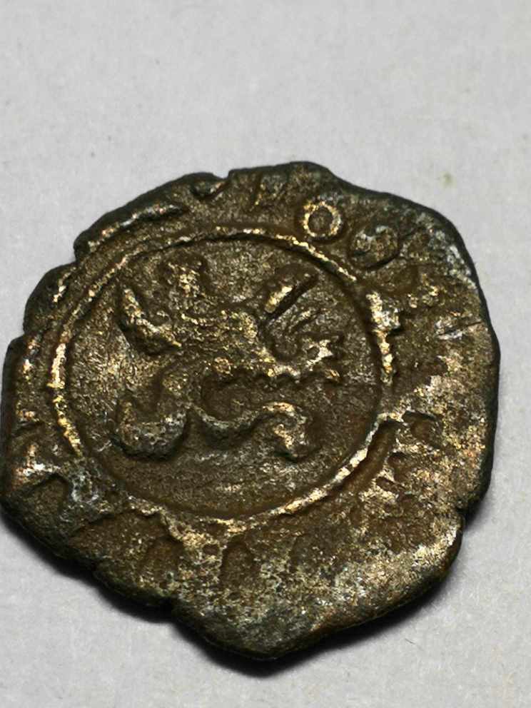 Foto 2 Moeda não identificada: Me pueden ayudar a identificar está moneda