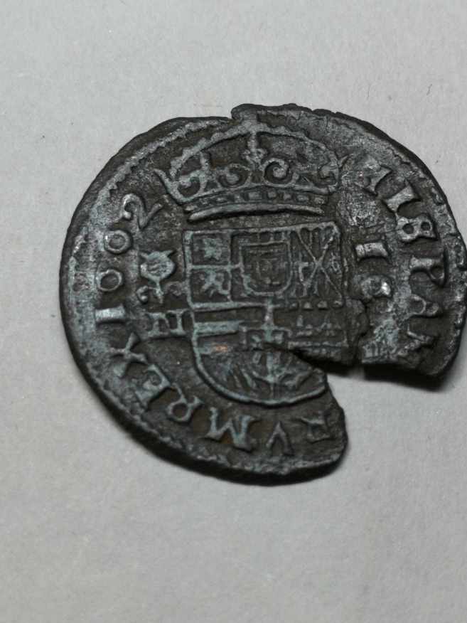 Foto 2 Moeda não identificada: Me pueden ayudar a identificar está moneda